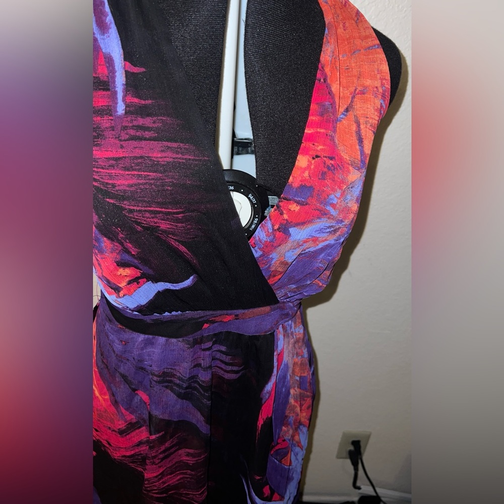 BEBE Halter print Hilo maxi dress - Picture 5 of 9